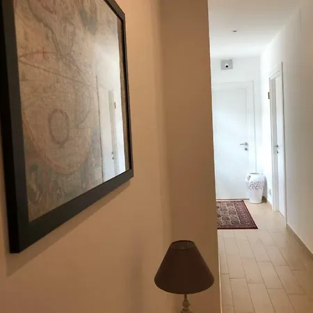 Loggia Dei Lezzi Bed and breakfast