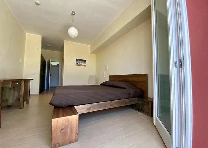 Loggia Dei Lezzi לינה וארוחת בוקר נוצ'י