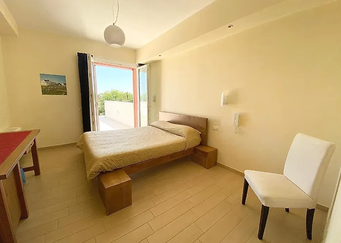 Loggia Dei Lezzi לינה וארוחת בוקר 3*