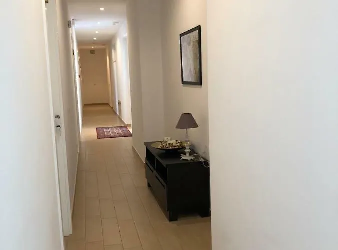 Loggia Dei Lezzi נוצ'י