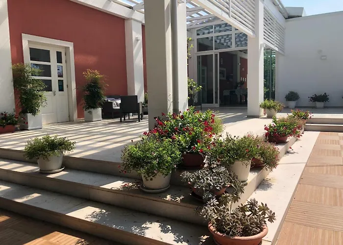 Bed & Breakfast Loggia Dei Lezzi 3*